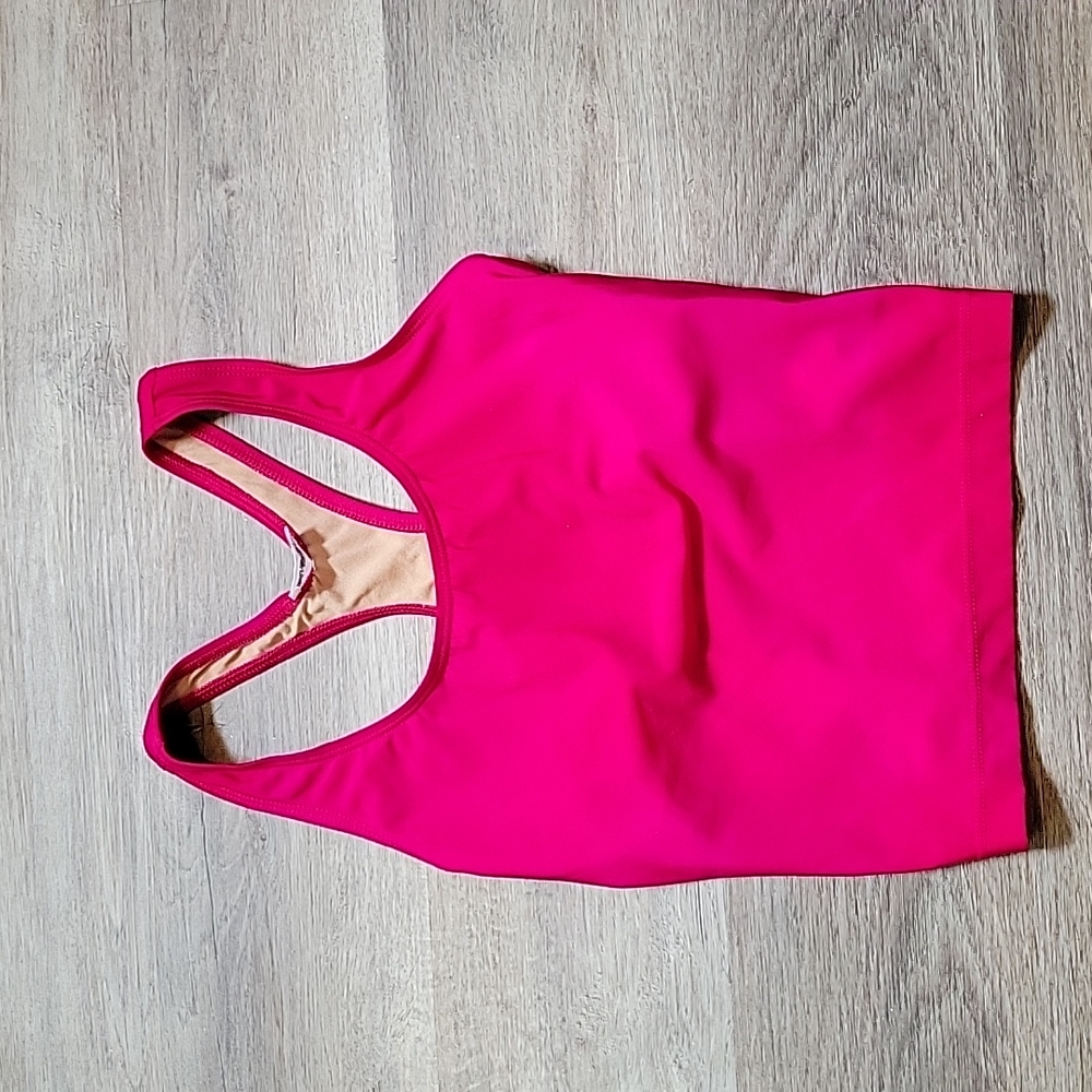 Danskin fushia crop tank small